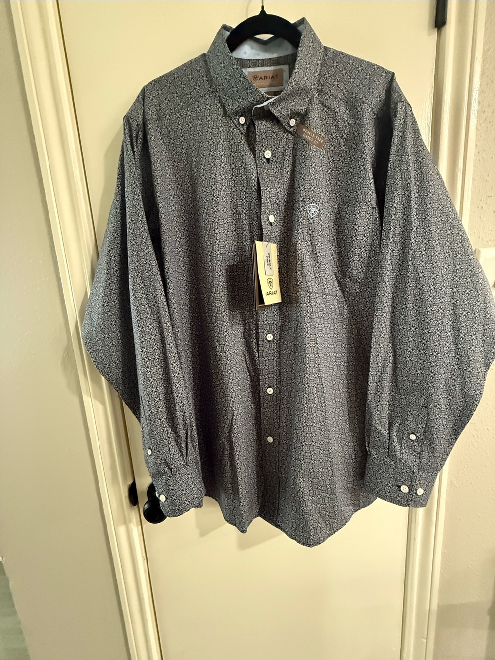 Ariat Men's Dark Blue Micro-Pattern Button-Down Shirt
